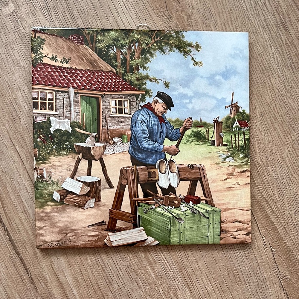 Vintage 1984 New Tile Royal‎ Mosa Holland Signed By J.C.Van Hunnik Shoe Maker 6”